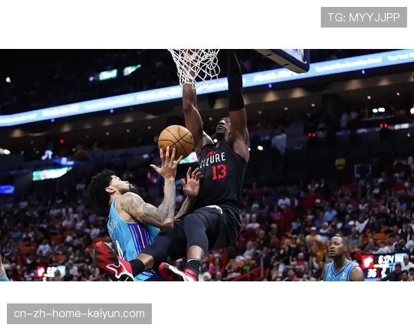 热火阿德巴约右小腿紧绷 出战黄蜂比赛存在不确定性